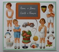 Nostalgische aankleedpoppen