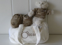 babycadeauset handtas crème