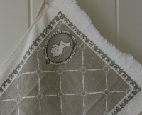 Clayre & Eef gastendoek Medaillon close-up