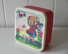 lunchbox dollygirl