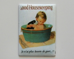 Magneet Good Housekeeping  Jongen in bad 