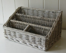 rustic rattan postbak