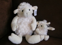set 2 knuffelschaapjes