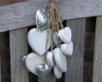 Whitewash houten hartjesslinger